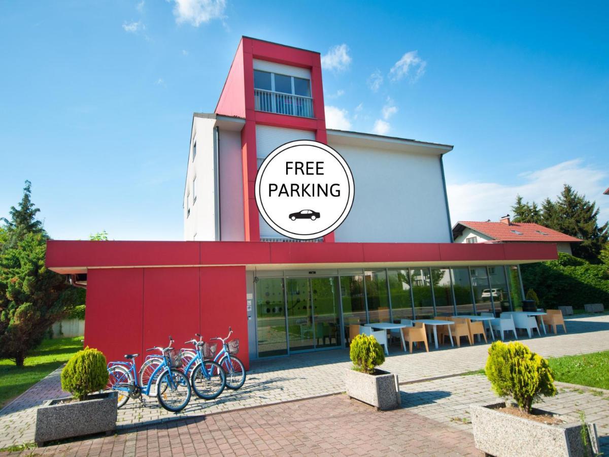 Simbol Rooms With Free Private Parking Ljubljana Extérieur photo