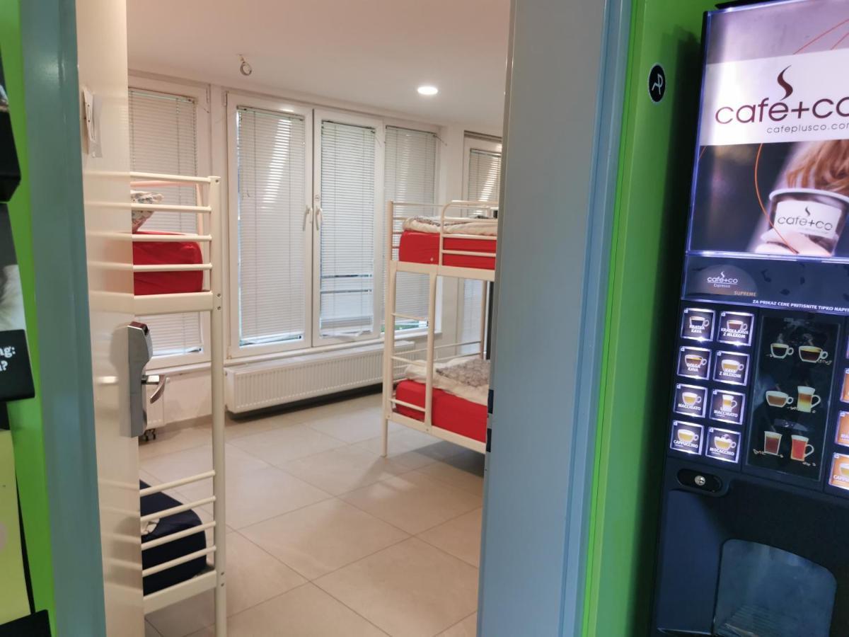 Simbol Rooms With Free Private Parking Ljubljana Extérieur photo