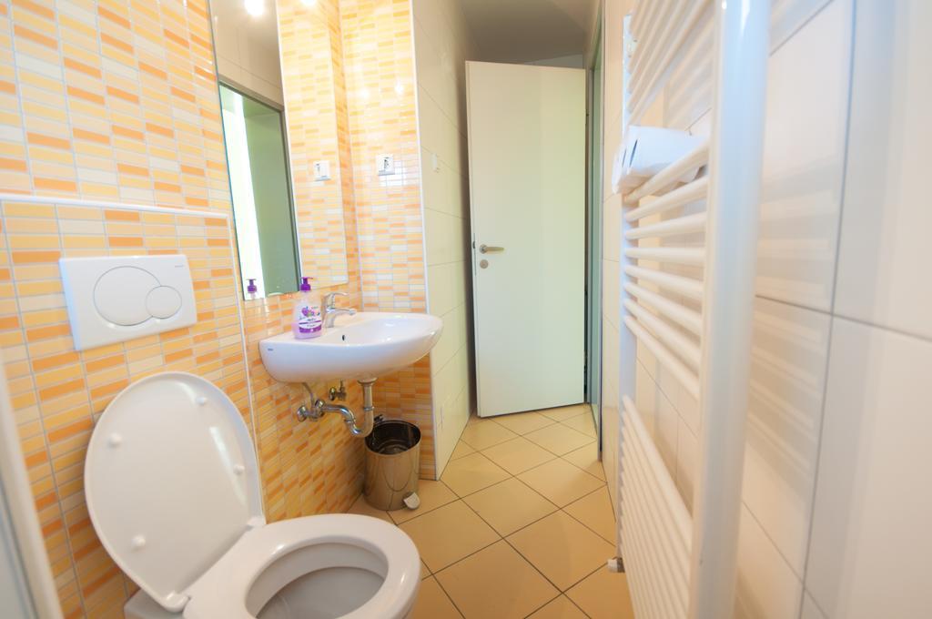 Simbol Rooms With Free Private Parking Ljubljana Chambre photo
