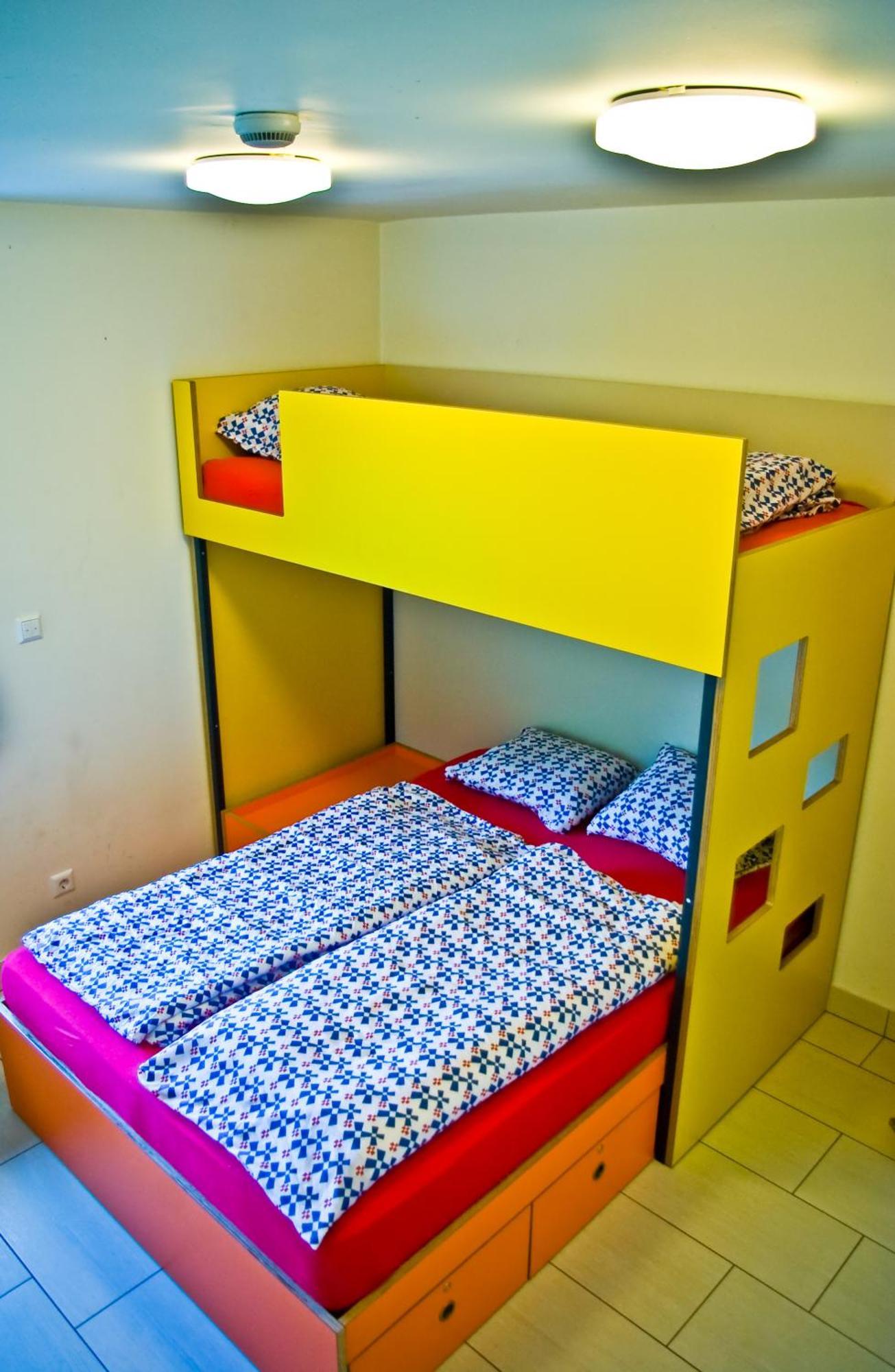 Simbol Rooms With Free Private Parking Ljubljana Extérieur photo