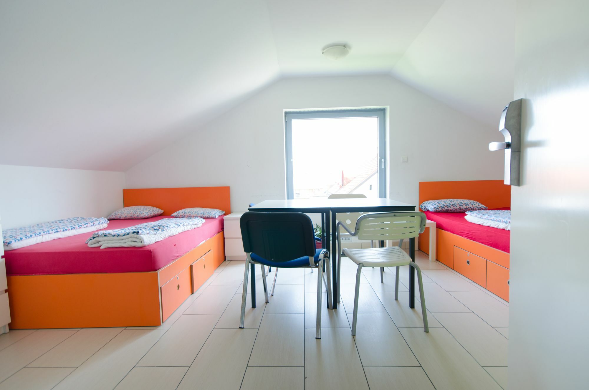 Simbol Rooms With Free Private Parking Ljubljana Extérieur photo